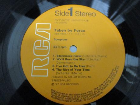 Scorpions Taken By Force Japan Orig. LP OBI DIF COVER