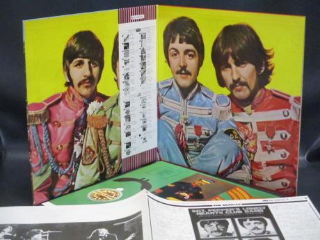 Beatles / Sgt Pepper’s Lonely Hearts Club Band Japan LP FLAG OBI